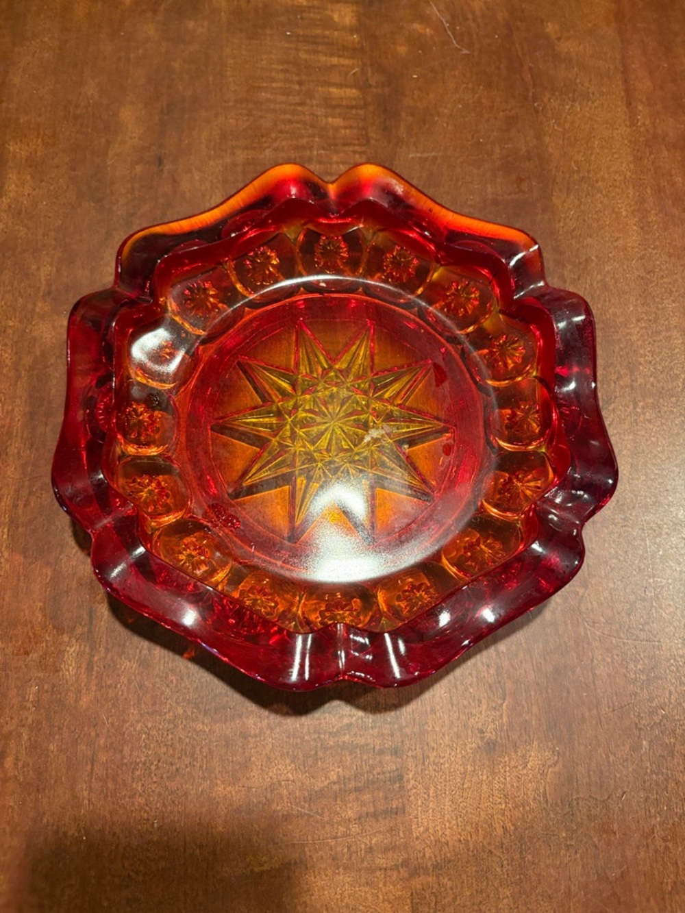 Vintage L. E. Smith Moon & Stars Ashtray (8 1/2”)
